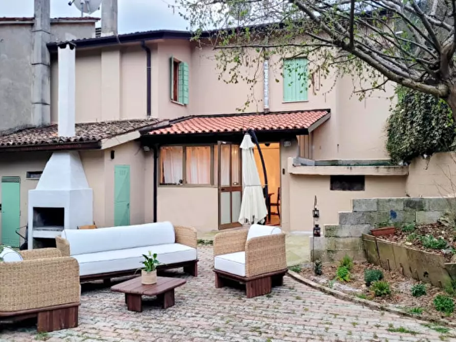 Immagine 2 di Casa bifamiliare in vendita  in via Cingolina a Galzignano Terme
