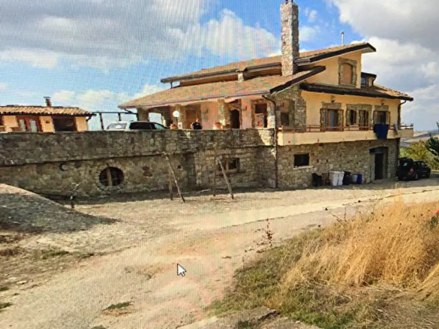 Immagine 1 di Villa in vendita  in via nazionale 155 a Savignano Irpino