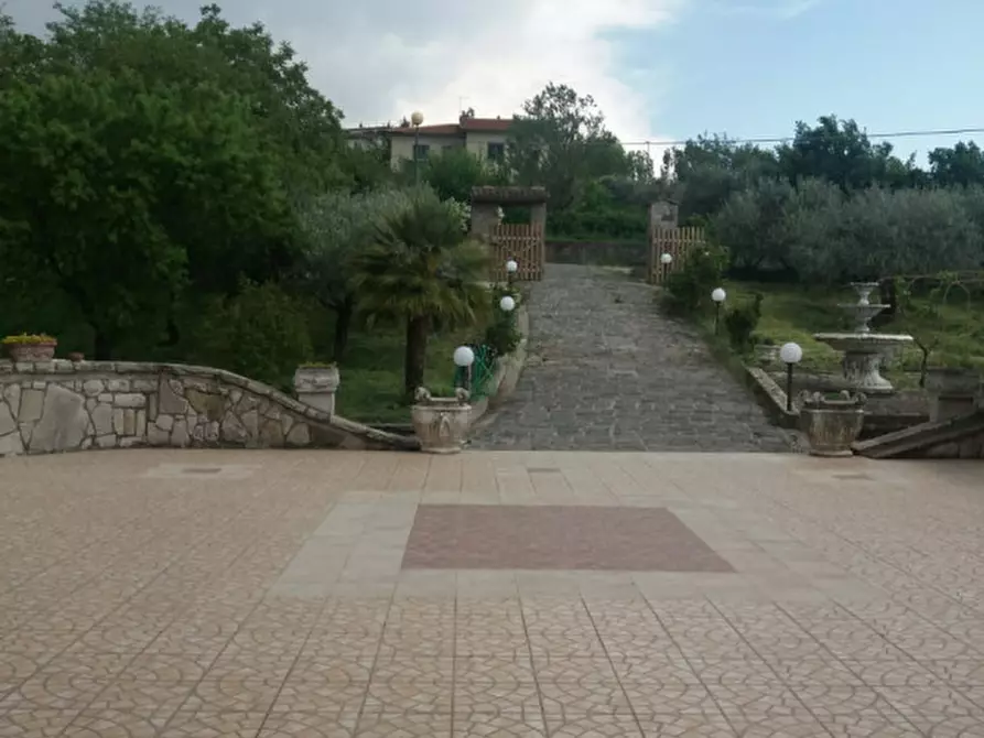 Immagine 3 di Villa in vendita  in via nazionale 155 a Savignano Irpino