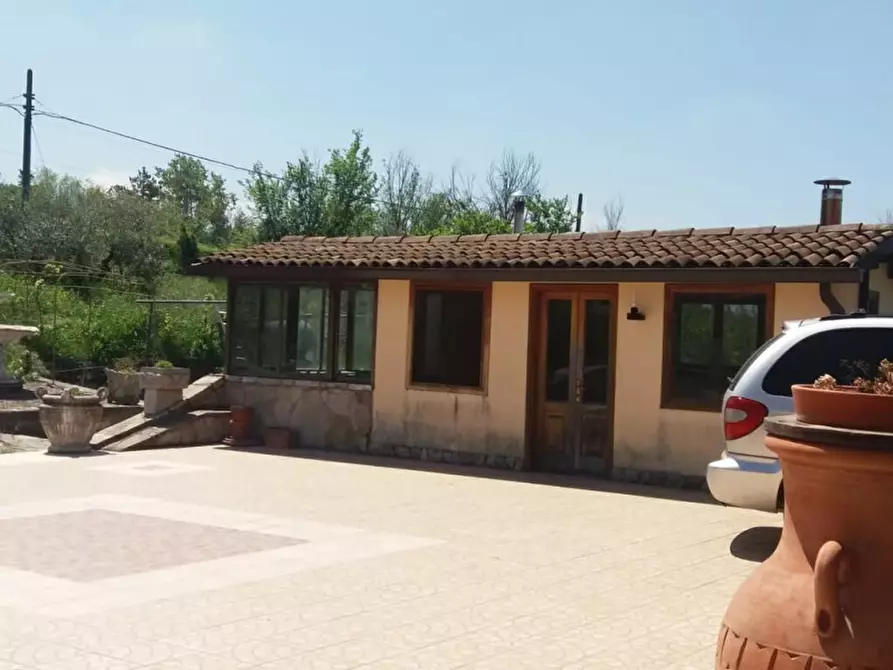 Immagine 6 di Villa in vendita  in via nazionale 155 a Savignano Irpino