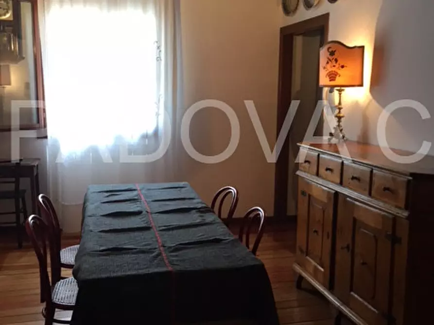 Immagine 4 di Appartamento in affitto  in Via dei Savonarola a Padova