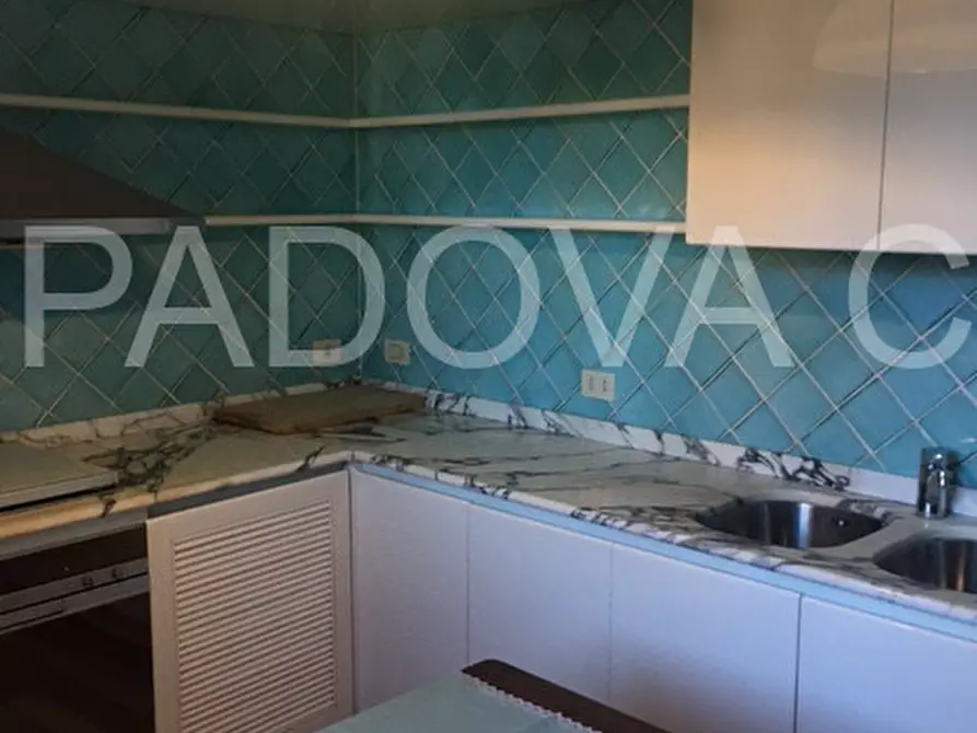 Immagine 14 di Appartamento in affitto  in Via dei Savonarola a Padova