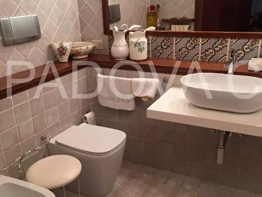 Immagine 16 di Appartamento in affitto  in Via dei Savonarola a Padova