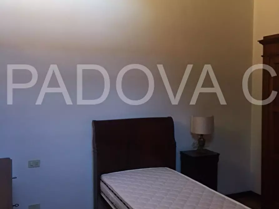 Immagine 23 di Appartamento in affitto  in Via dei Savonarola a Padova