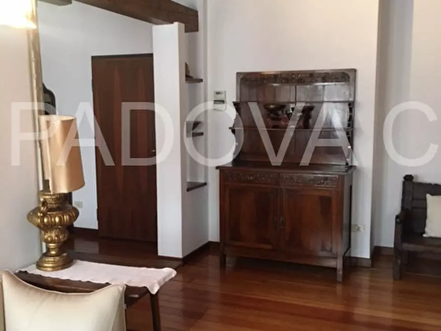 Immagine 31 di Appartamento in affitto  in Via dei Savonarola a Padova