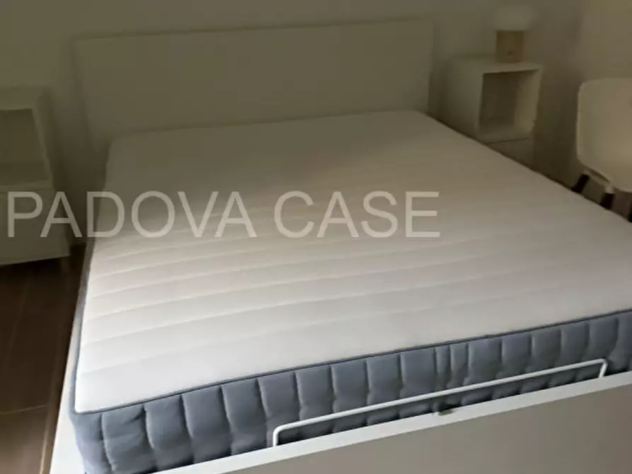 Immagine 7 di Appartamento in affitto  in via Belzoni a Padova