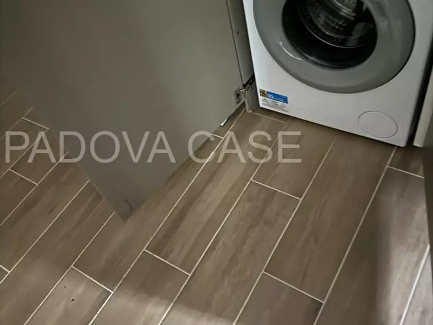 Immagine 9 di Appartamento in affitto  in via Belzoni a Padova