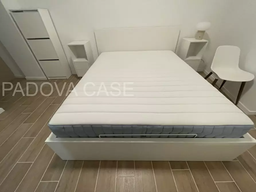 Immagine 11 di Appartamento in affitto  in via Belzoni a Padova
