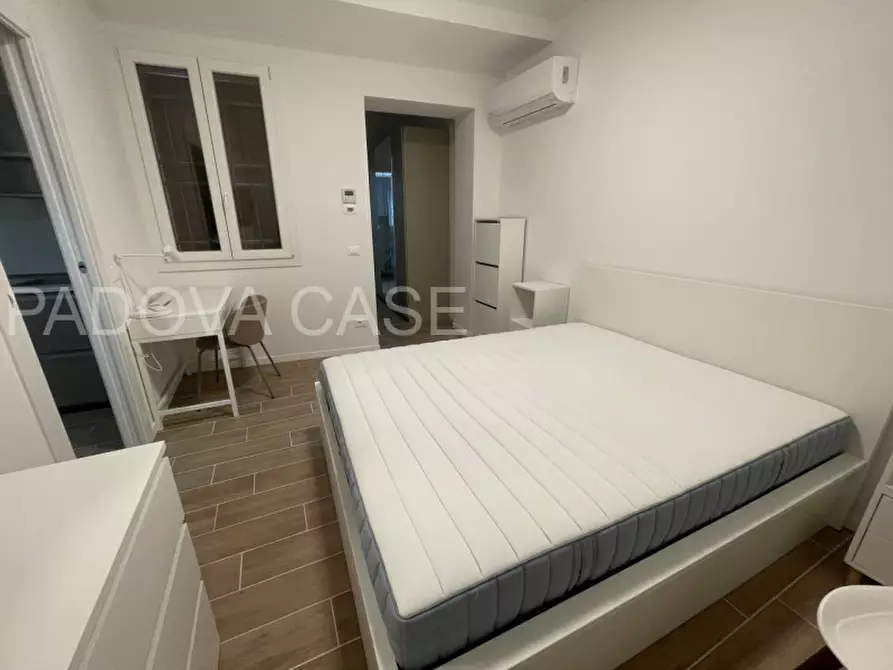 Immagine 18 di Appartamento in affitto  in via Belzoni a Padova