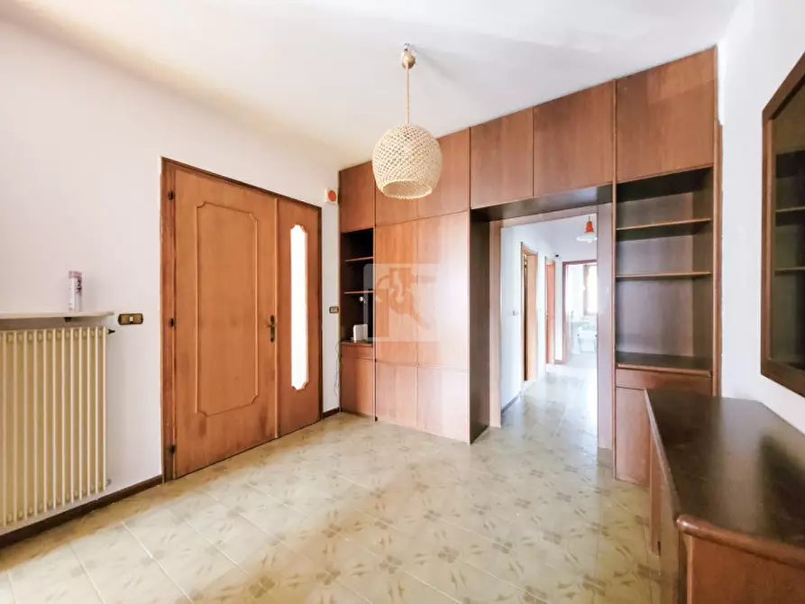 Immagine 15 di Appartamento in vendita  in Via Sant'Alessandro a Riva Del Garda