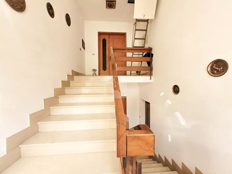 Immagine 18 di Appartamento in vendita  in Via Sant'Alessandro a Riva Del Garda