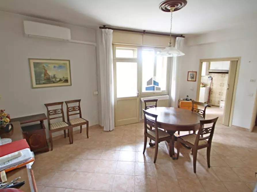 Immagine 1 di Appartamento in vendita  in Via Artuto Toscanini a Mira