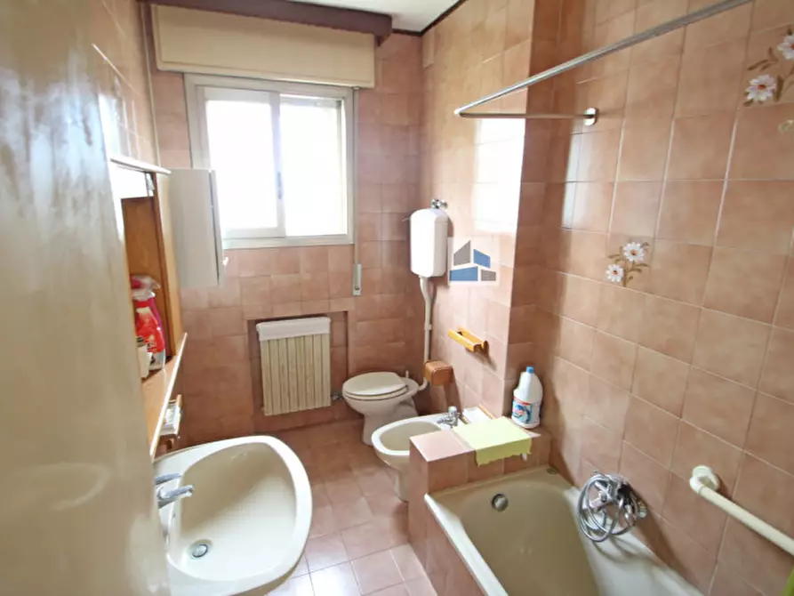 Immagine 7 di Appartamento in vendita  in Via Artuto Toscanini a Mira