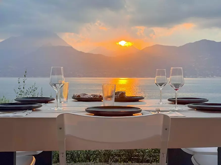 Immagine 7 di Appartamento in vendita  in Via Pai di Sotto a Torri Del Benaco
