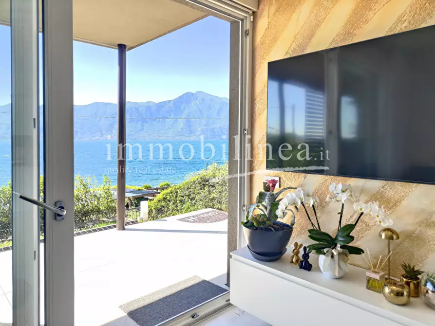 Immagine 8 di Appartamento in vendita  in Via Pai di Sotto a Torri Del Benaco