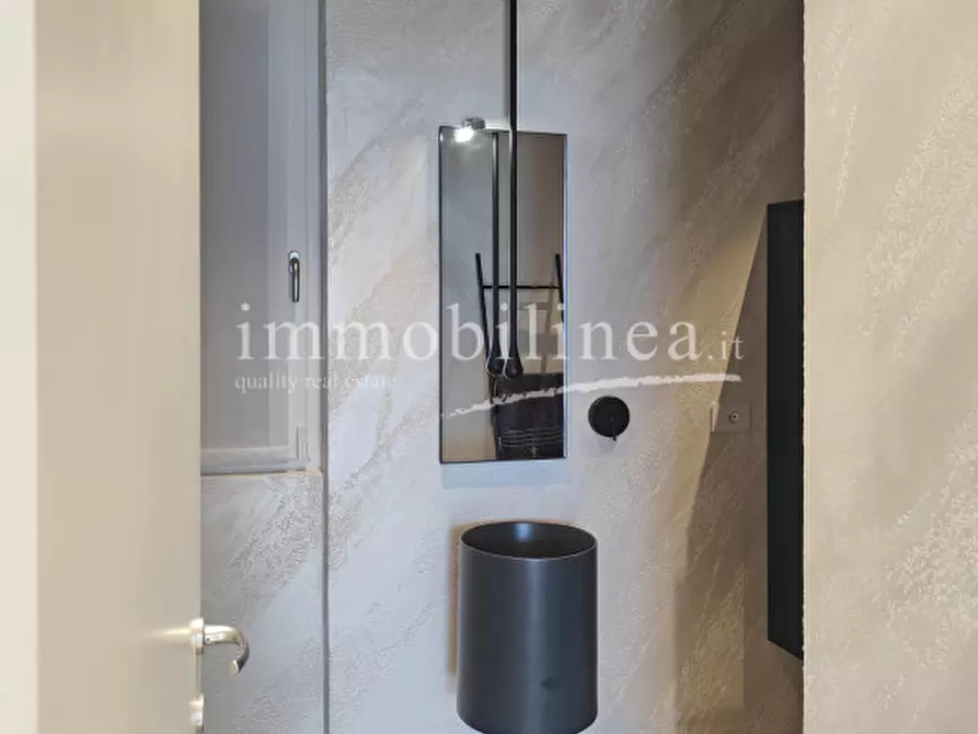 Immagine 21 di Appartamento in vendita  in Via Pai di Sotto a Torri Del Benaco