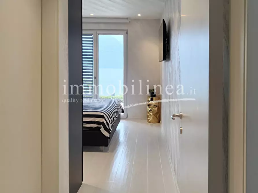 Immagine 28 di Appartamento in vendita  in Via Pai di Sotto a Torri Del Benaco