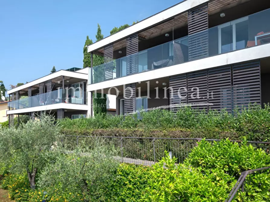Immagine 50 di Appartamento in vendita  in Via Pai di Sotto a Torri Del Benaco