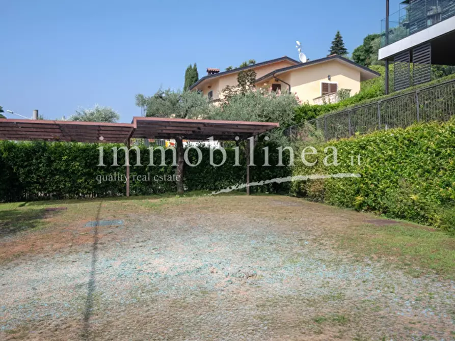 Immagine 51 di Appartamento in vendita  in Via Pai di Sotto a Torri Del Benaco