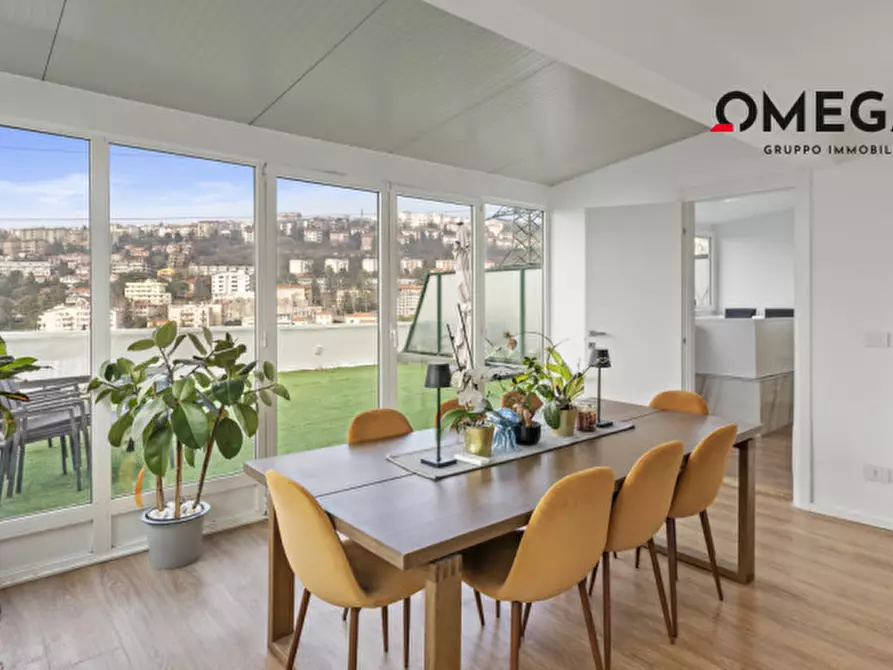 Immagine 1 di Attico in vendita  in via di montebello 19 a Trieste