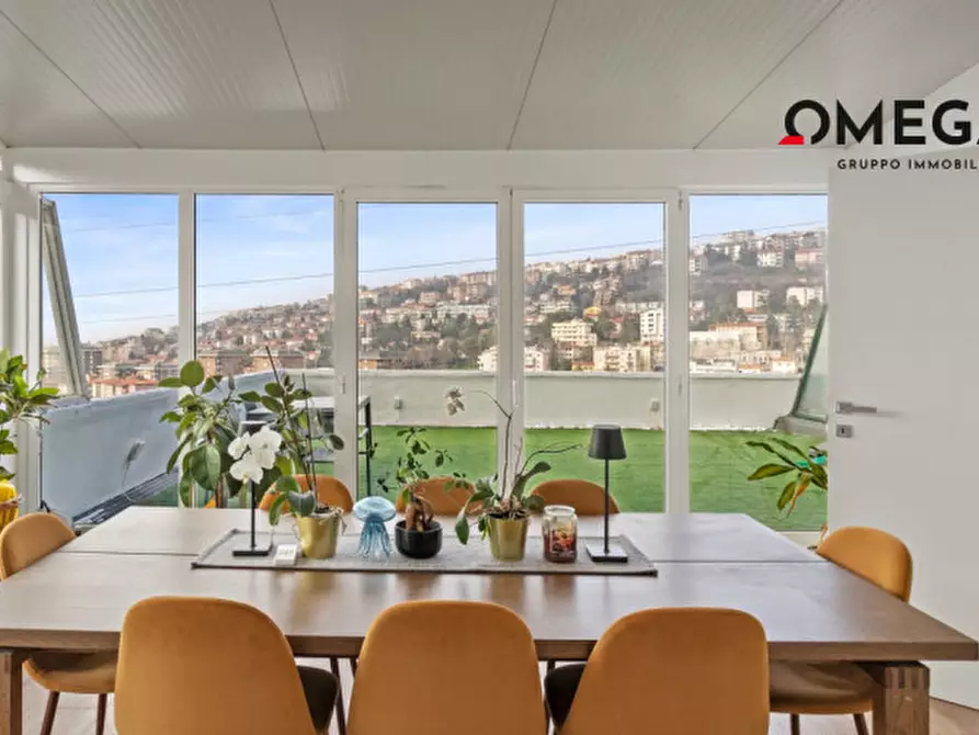 Immagine 2 di Attico in vendita  in via di montebello 19 a Trieste