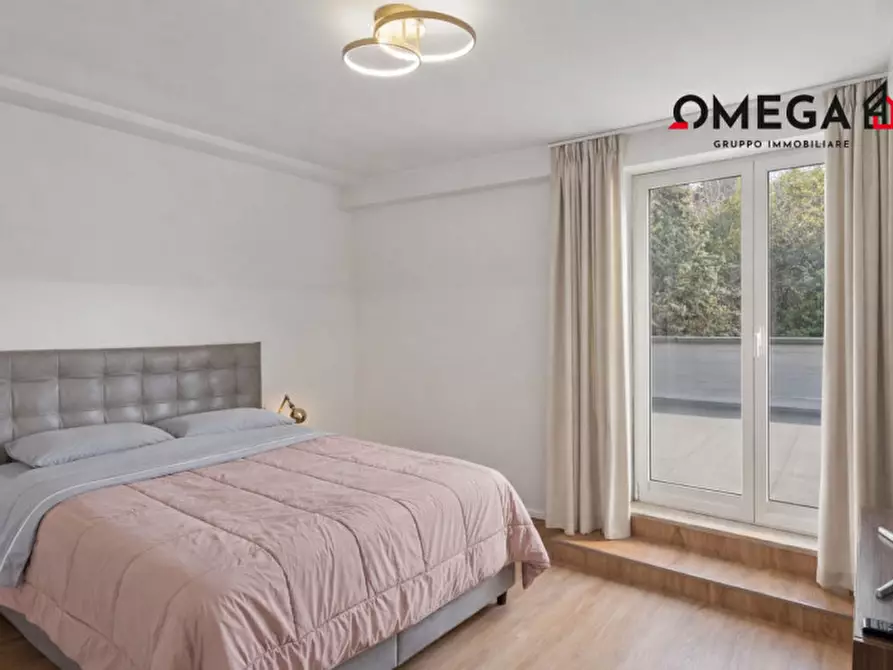 Immagine 21 di Attico in vendita  in via di montebello 19 a Trieste