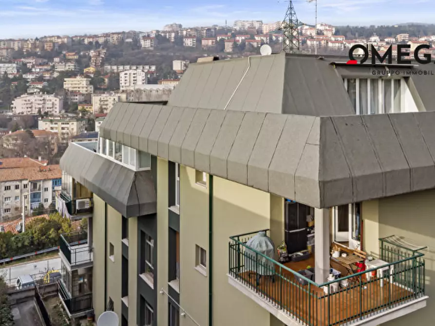 Immagine 25 di Attico in vendita  in via di montebello 19 a Trieste