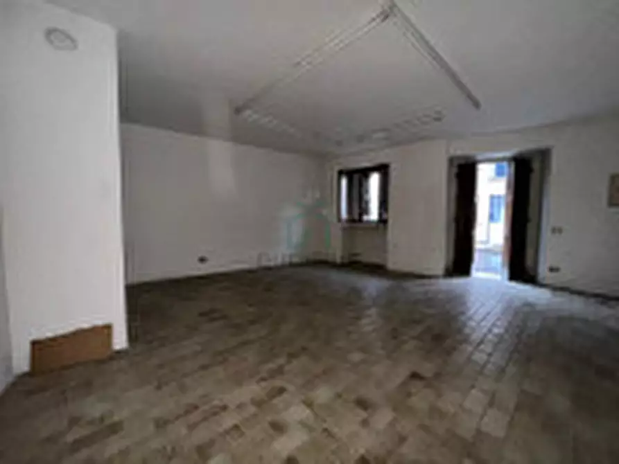 Immagine 5 di Negozio in affitto  in Piazza a Badia Calavena