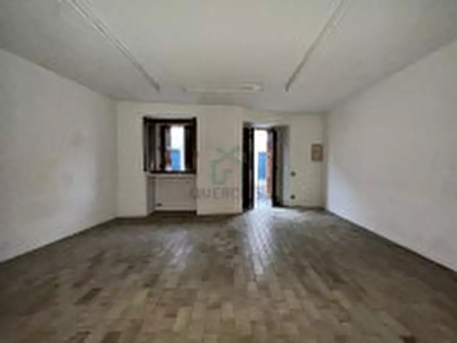 Immagine 8 di Negozio in affitto  in Piazza a Badia Calavena