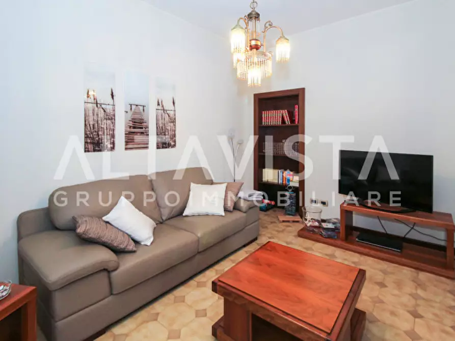 Immagine 10 di Villa in vendita  in Via Venti Settembre a Bedizzole