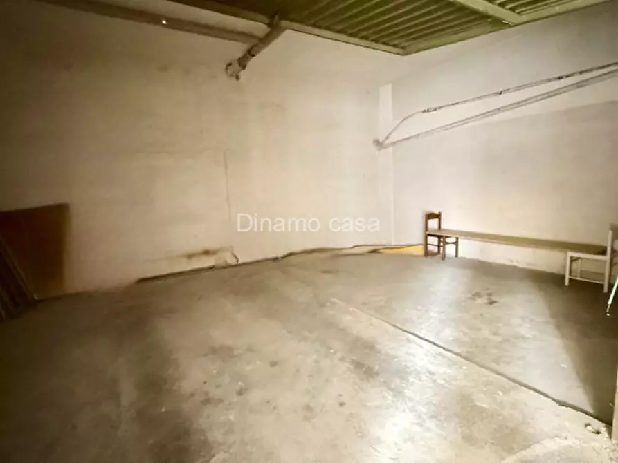 Immagine 11 di Garage in affitto  in Via Adriano Zarini a Prato