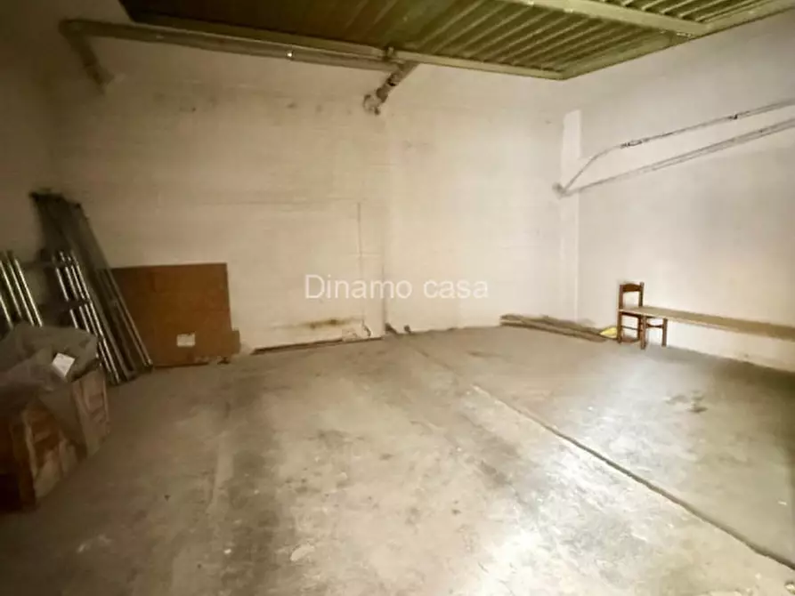 Immagine 12 di Garage in affitto  in Via Adriano Zarini a Prato
