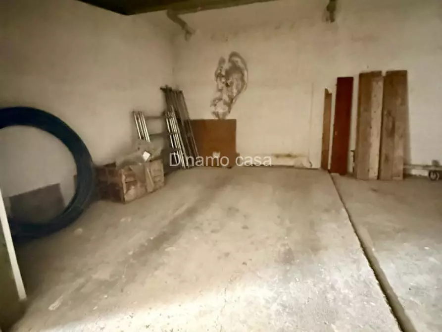 Immagine 13 di Garage in affitto  in Via Adriano Zarini a Prato