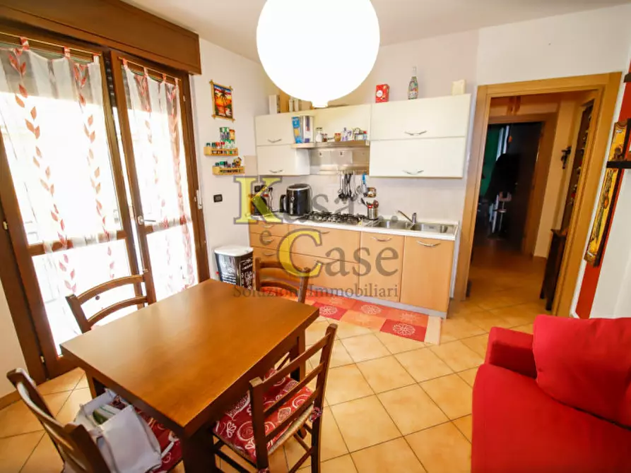 Immagine 6 di Appartamento in vendita  in via meana a Volpiano