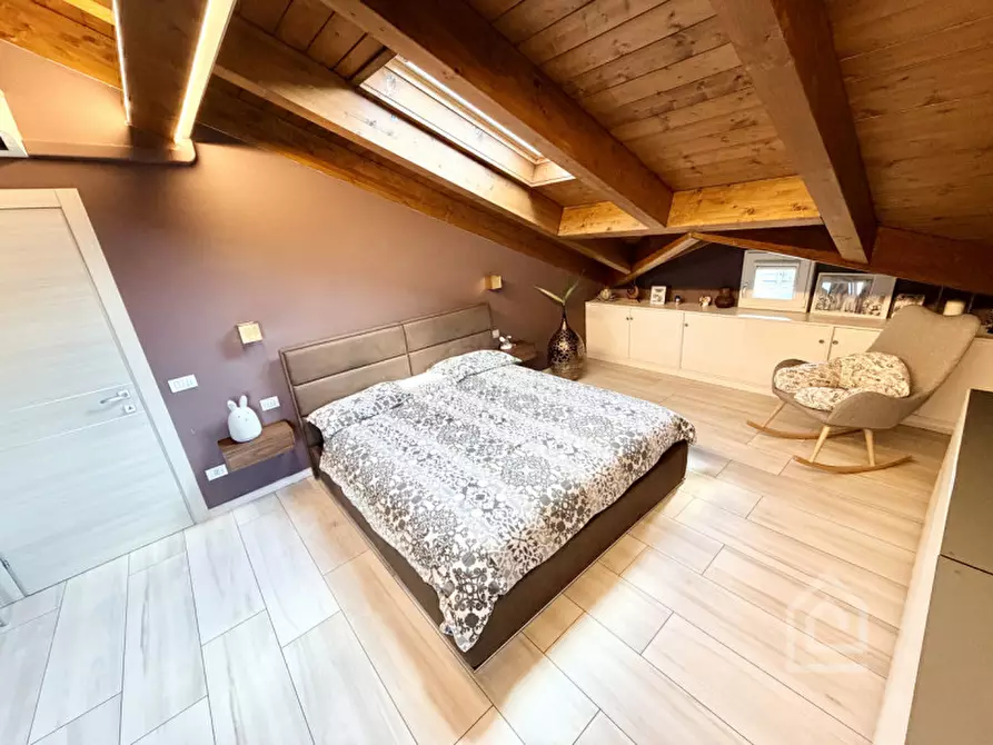 Immagine 33 di Villa in vendita  in Via Maestra 37 H a Chivasso