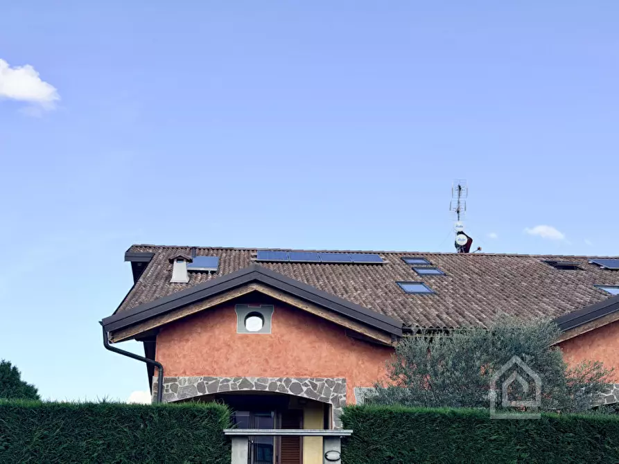Immagine 51 di Villa in vendita  in Via Maestra 37 H a Chivasso