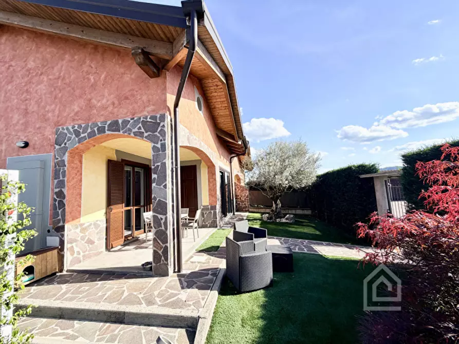 Immagine 52 di Villa in vendita  in Via Maestra 37 H a Chivasso