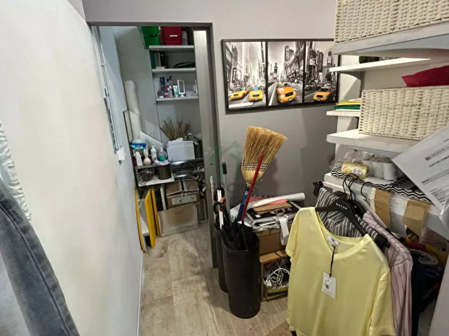 Immagine 14 di Negozio in vendita  in Via dell'Industria a Bussolengo