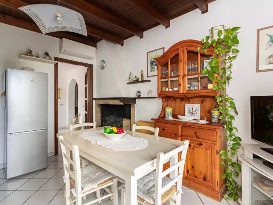 Immagine 16 di Appartamento in vendita  in Via Eleonora d'Arborea, 20 a Villa San Pietro