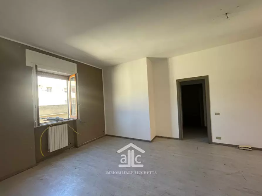 Immagine 9 di Appartamento in vendita  a Lecce
