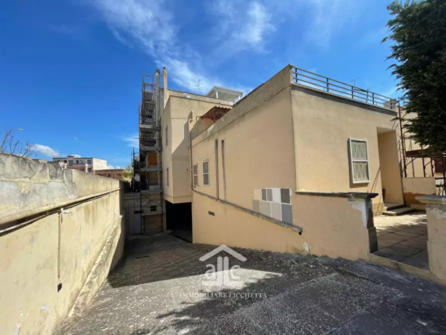 Immagine 22 di Appartamento in vendita  a Lecce
