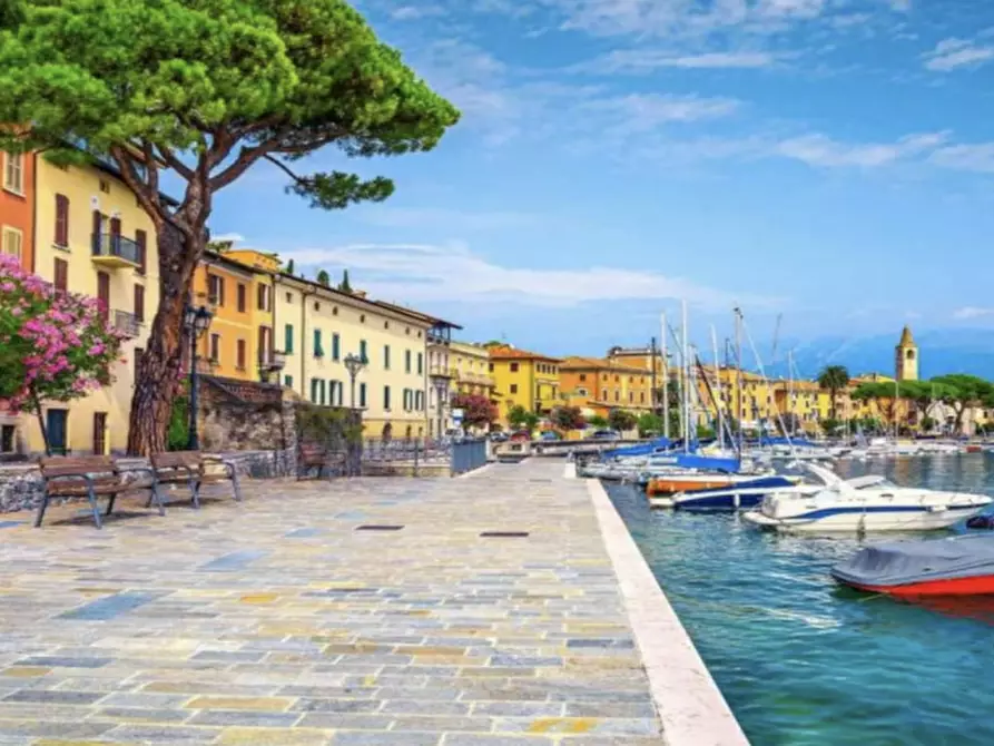 Immagine 16 di Appartamento in vendita  in Via Oriolo a Toscolano-Maderno