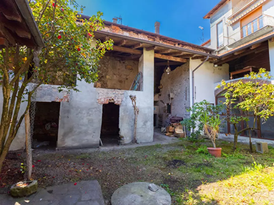 Immagine 25 di Casa indipendente in vendita  in Via Luigia Natan 6 a Invorio
