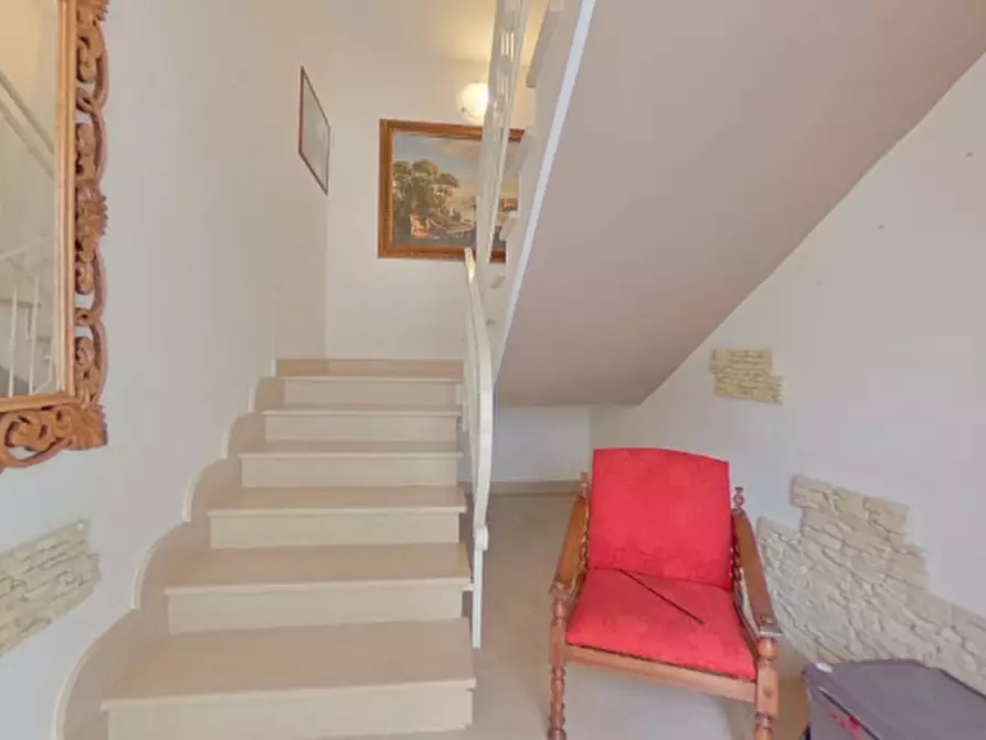 Immagine 8 di Appartamento in vendita  in viale del miracolo a Fasano