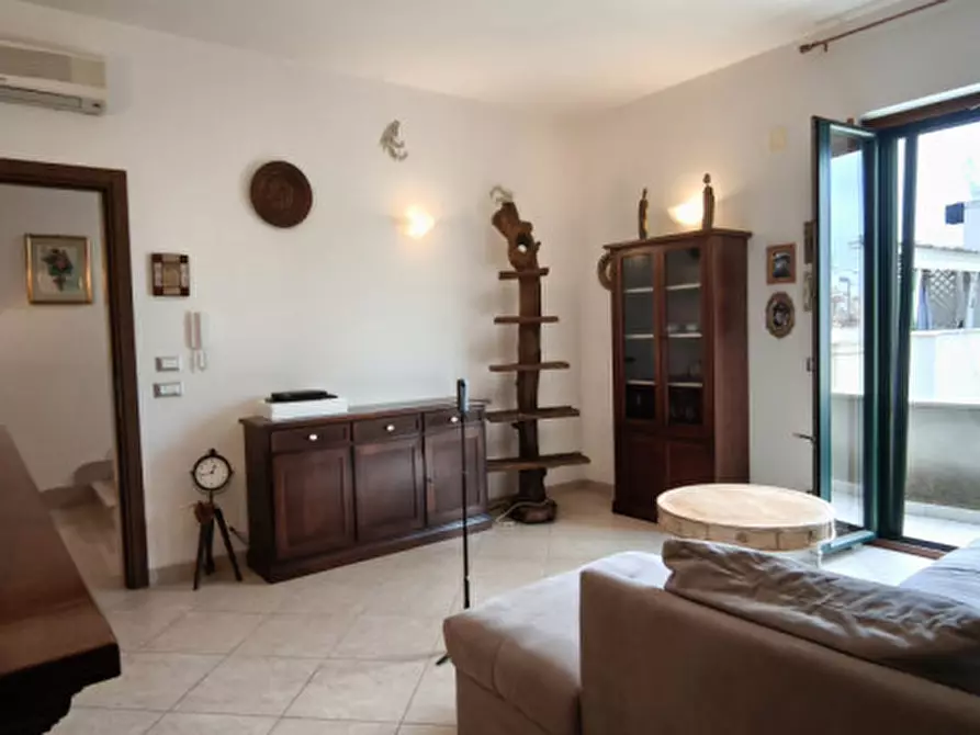 Immagine 14 di Appartamento in vendita  in viale del miracolo a Fasano