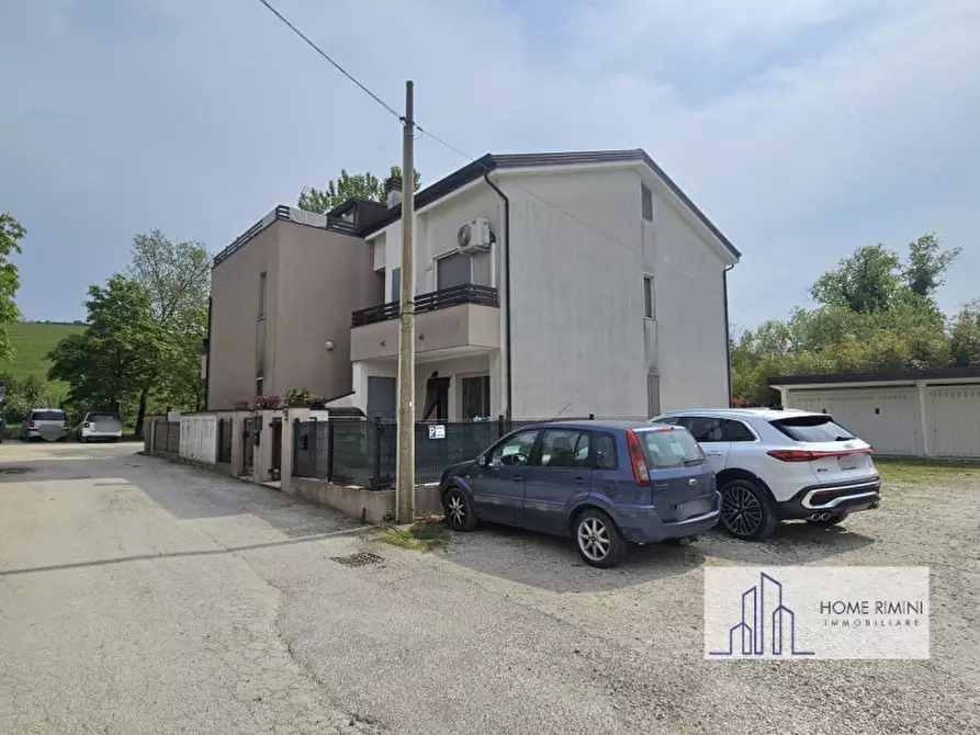 Immagine 9 di Appartamento in vendita  in Via Consolare Rimini-San Marino 164 a Rimini