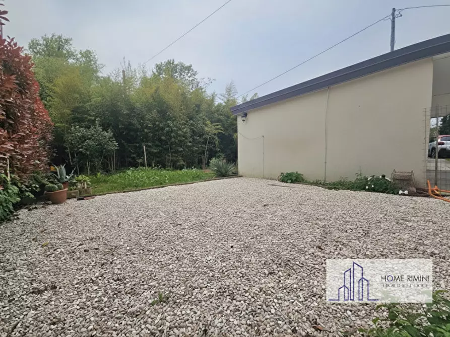 Immagine 17 di Appartamento in vendita  in Via Consolare Rimini-San Marino 164 a Rimini