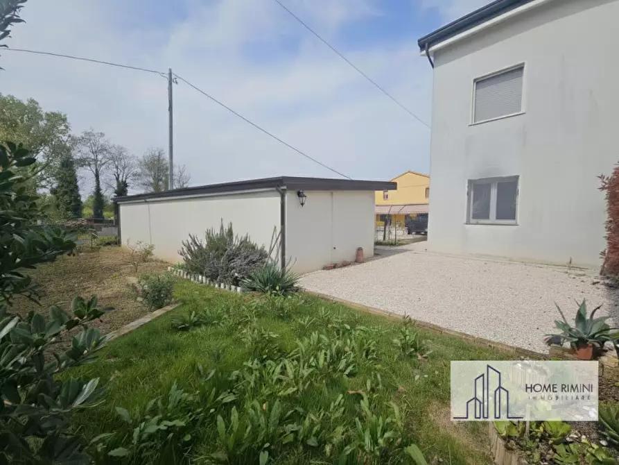 Immagine 23 di Appartamento in vendita  in Via Consolare Rimini-San Marino 164 a Rimini