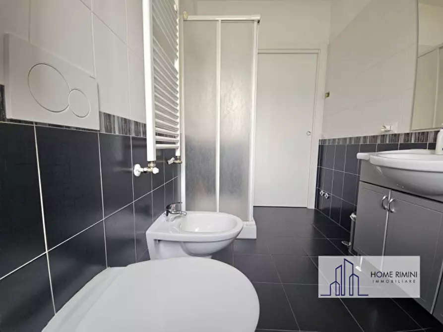 Immagine 32 di Appartamento in vendita  in Via Consolare Rimini-San Marino 164 a Rimini