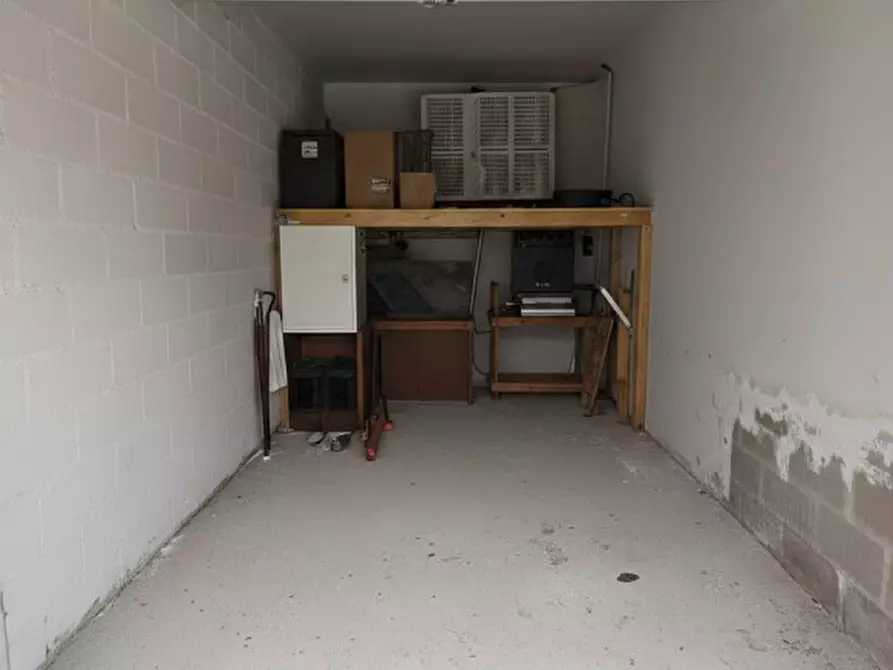 Immagine 51 di Appartamento in vendita  in Via Consolare Rimini-San Marino 164 a Rimini